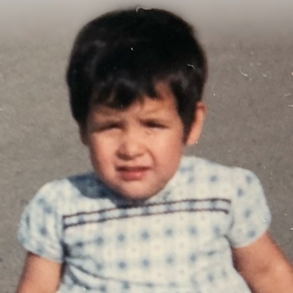 Meet your Posher, Lisa - Picture 2 of 5